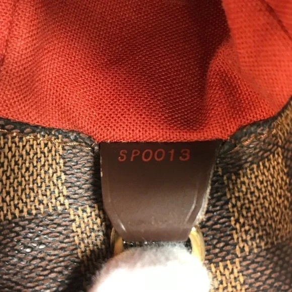 LOUIS VUITTON Brown Damier Canvas Shoulder Bag